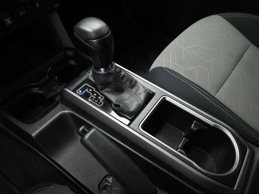 Used 2023 Toyota Tacoma TRD Off-Road image 43