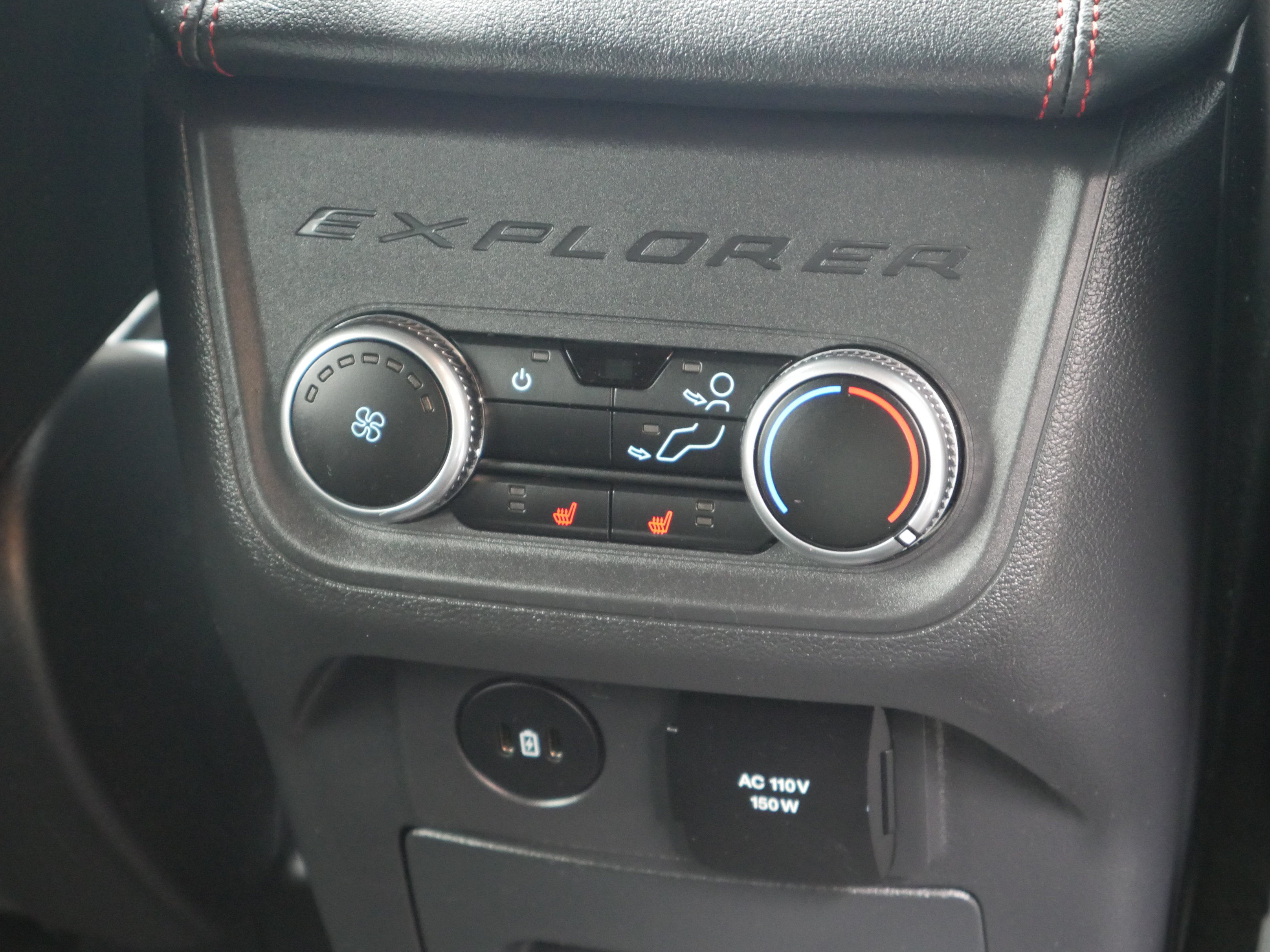 Certified 2025 Ford Explorer ST AWD/4WD image 36