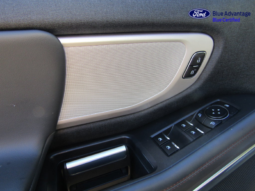 Certified 2025 Ford Expedition Active AWD/4WD image 29