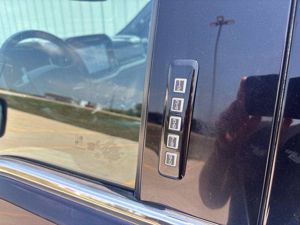 Certified 2021 Ford F150 Lariat AWD/4WD image 14