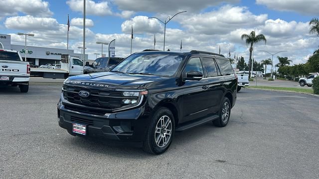 Certified 2025 Ford Expedition Active AWD/4WD image 8