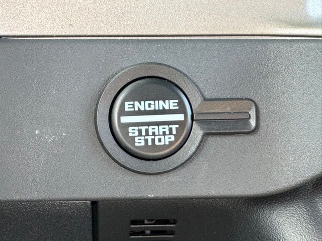 Certified 2025 Ford Bronco Outer Banks AWD/4WD image 47