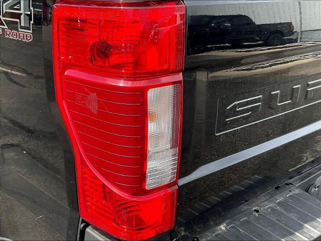 Certified 2020 Ford F250 XLT w/ XLT Premium Package AWD/4WD image 26