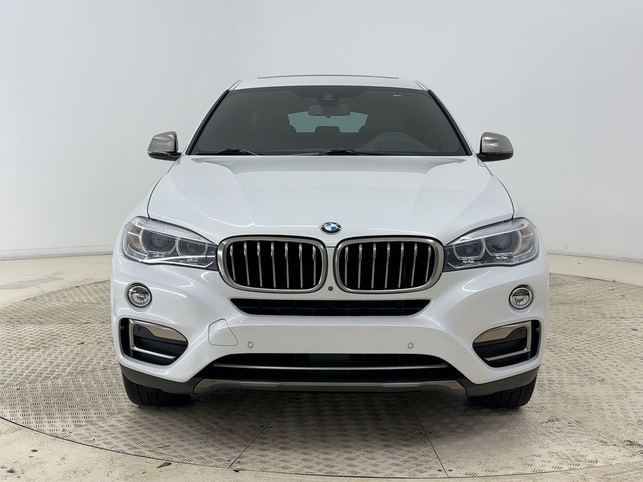 Used 2019 BMW X6 xDrive35i image 5