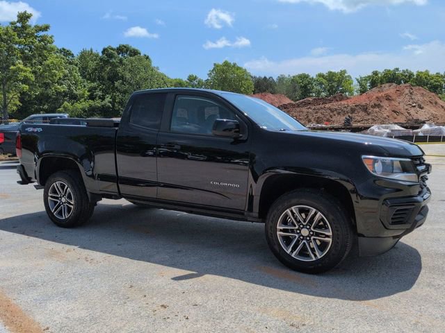 Used 2021 Chevrolet Colorado W/T w/ Custom Special Edition AWD/4WD image 2