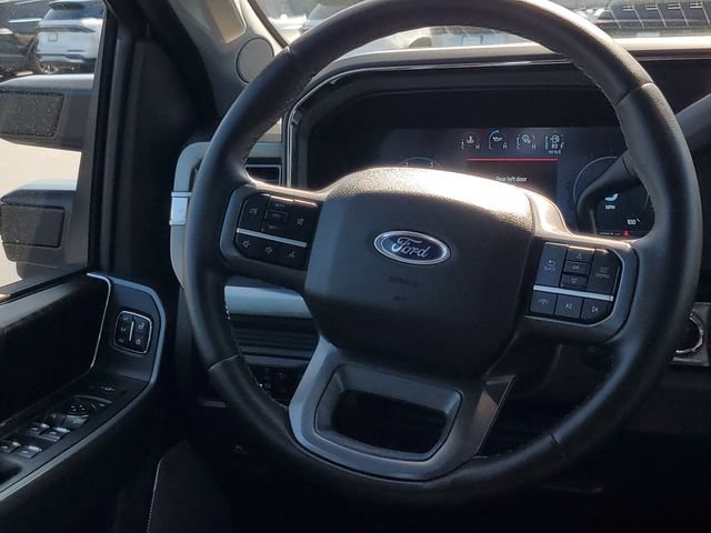 Certified 2025 Ford F250 Lariat w/ Black Appearance Package AWD/4WD image 35