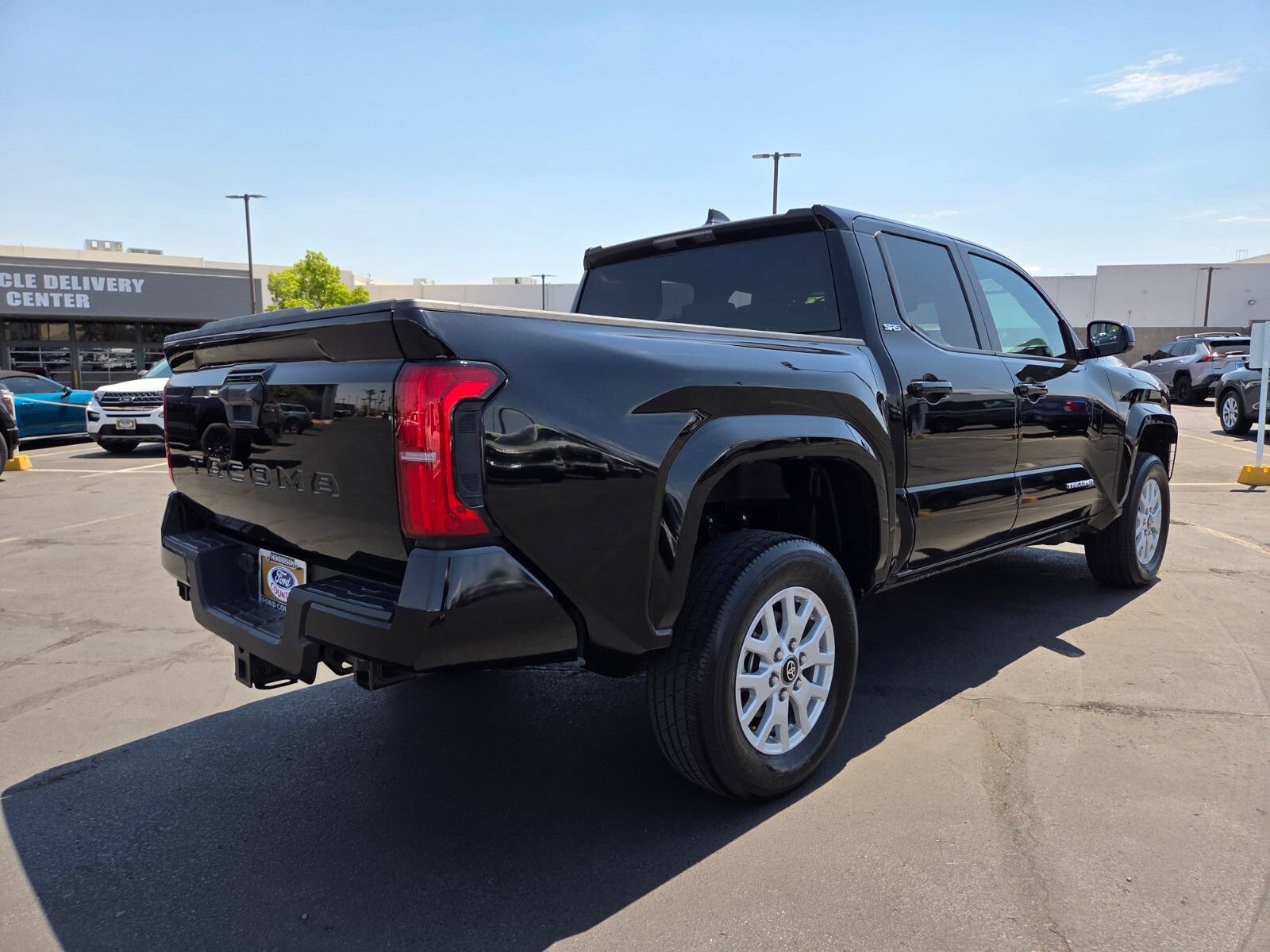 Used 2024 Toyota Tacoma SR5 RWD image 6