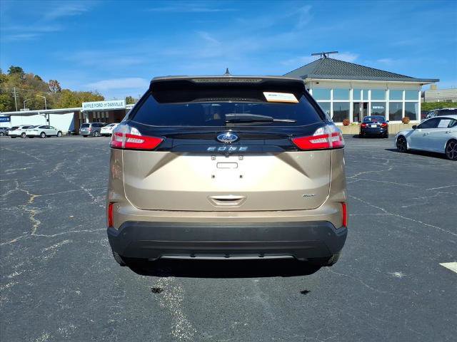 Certified 2021 Ford Edge SE image 4