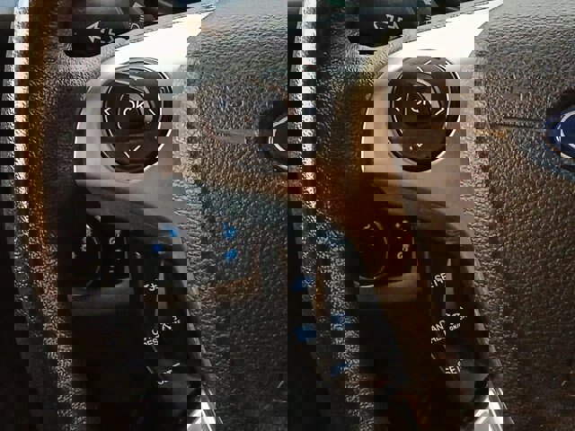 Certified 2018 Ford Transit Connect XLT image 9