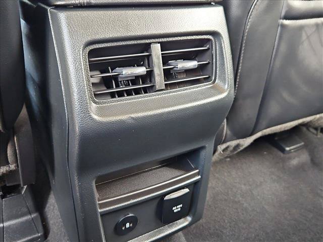Certified 2024 Ford Edge SEL w/ Convenience Package AWD/4WD image 16