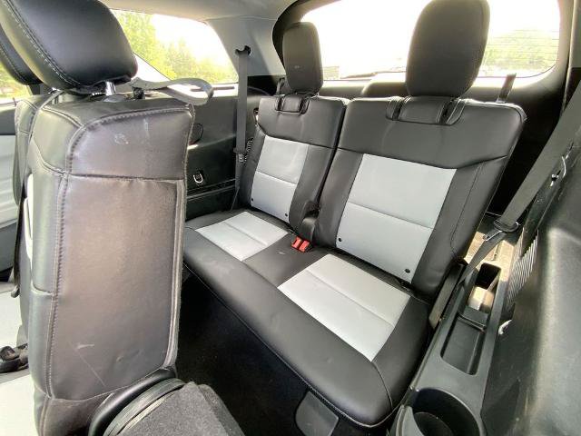 Certified 2023 Ford Explorer XLT w/ Equipment Group 202A AWD/4WD image 24