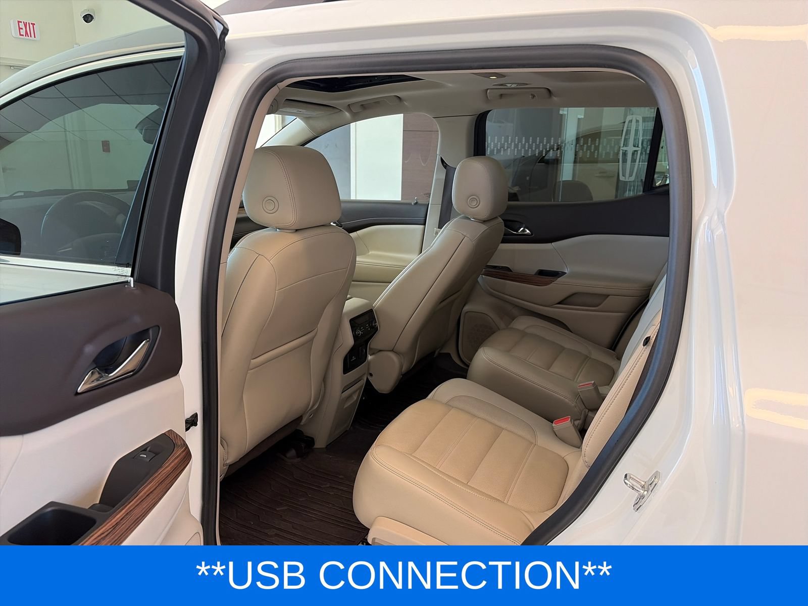 Used 2019 GMC Acadia Denali AWD/4WD image 13