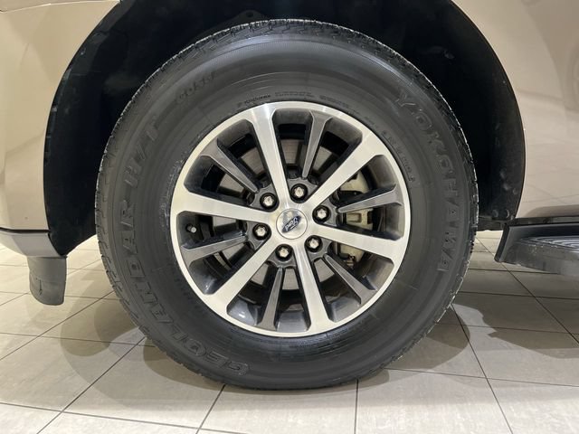 Certified 2019 Ford Expedition XLT RWD image 29