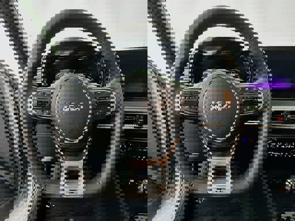 Used 2023 Kia K5 GT-Line w/ GT-Line Premium Package image 15