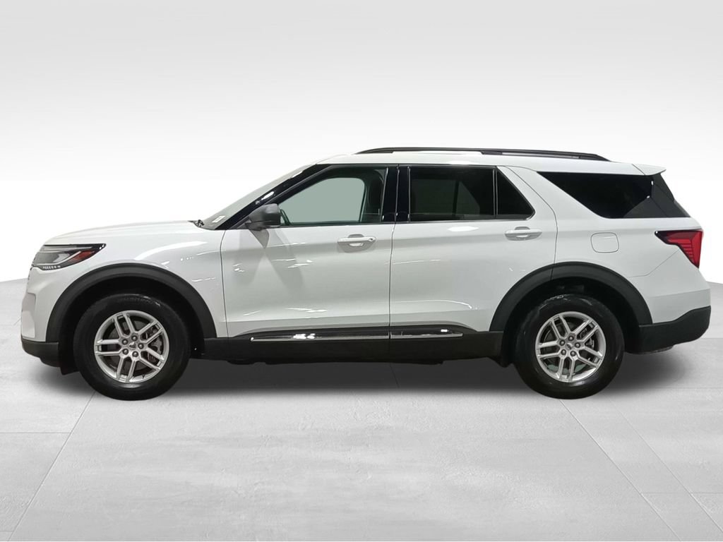 Certified 2025 Ford Explorer Active AWD/4WD image 8