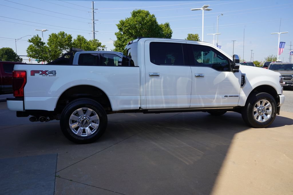 Certified 2021 Ford F250 Platinum w/ FX4 Off-Road Package AWD/4WD image 11