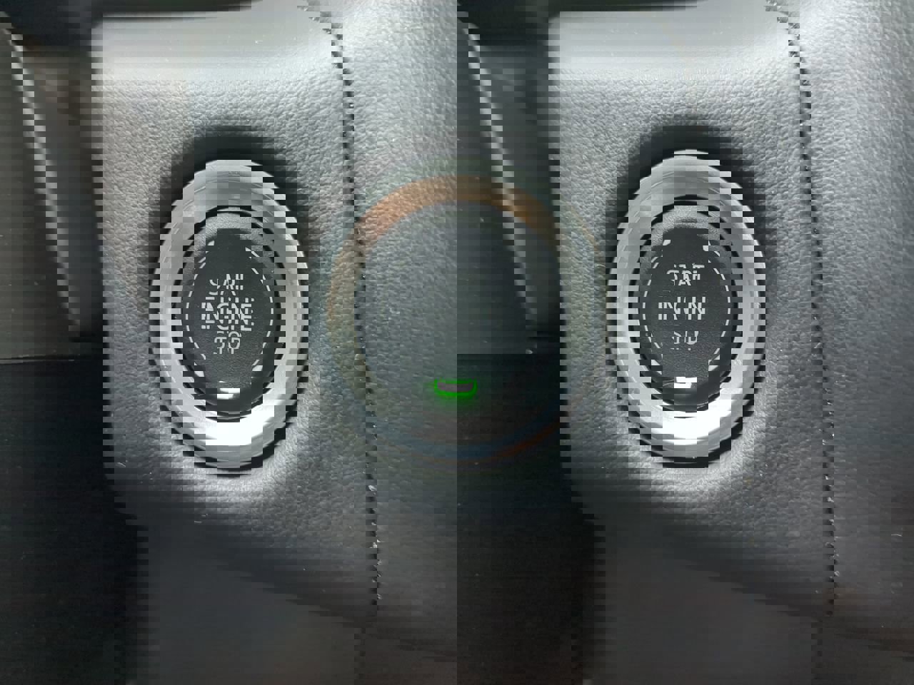 Used 2024 Chevrolet Suburban Z71 w/ Z71 Off-Road Package image 27