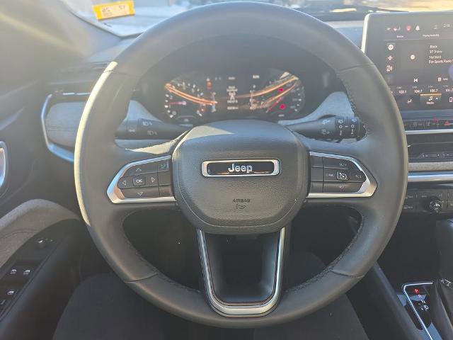 Used 2023 Jeep Compass Latitude w/ Sun and Sound Group image 29