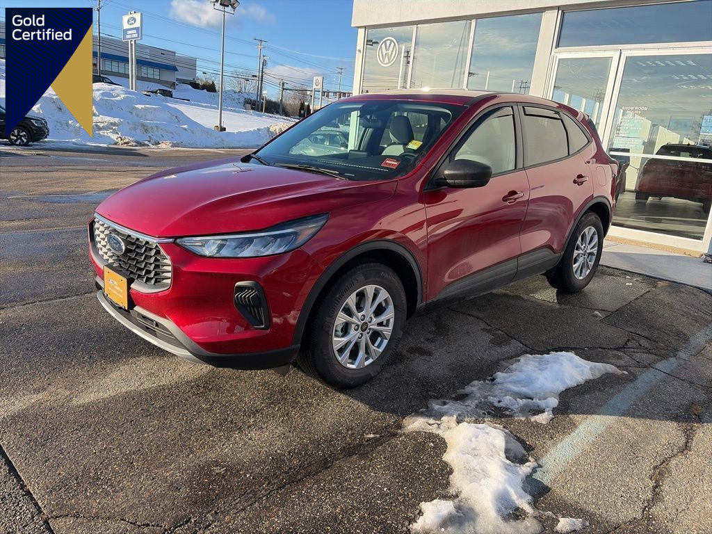 Certified 2025 Ford Escape Active w/ Cold Weather Package image 1