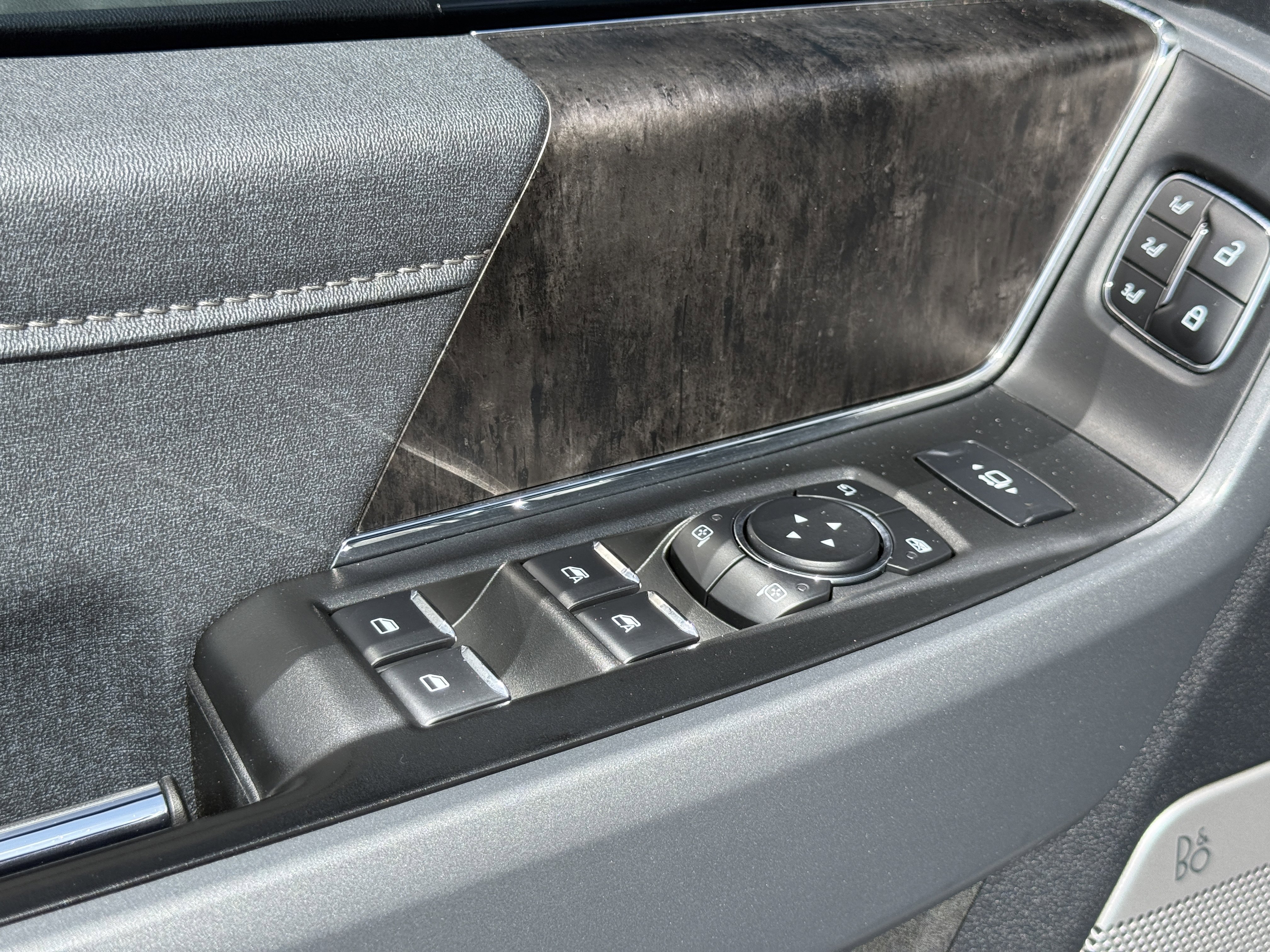 Certified 2024 Ford F450 Lariat w/ Lariat Ultimate Package image 16