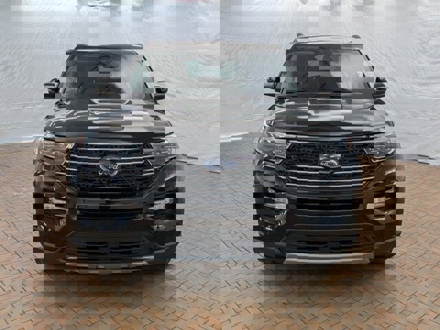 Certified 2023 Ford Explorer XLT w/ Equipment Group 202A image 2