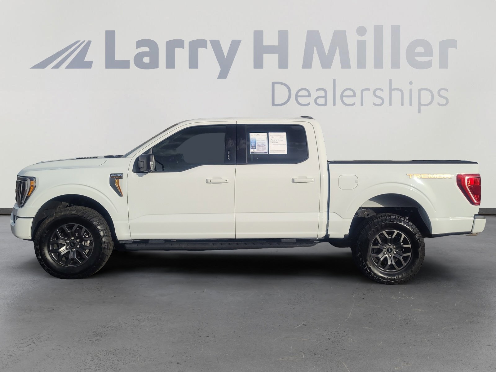 Certified 2022 Ford F150 Tremor w/ Equipment Group 401A Mid image 2