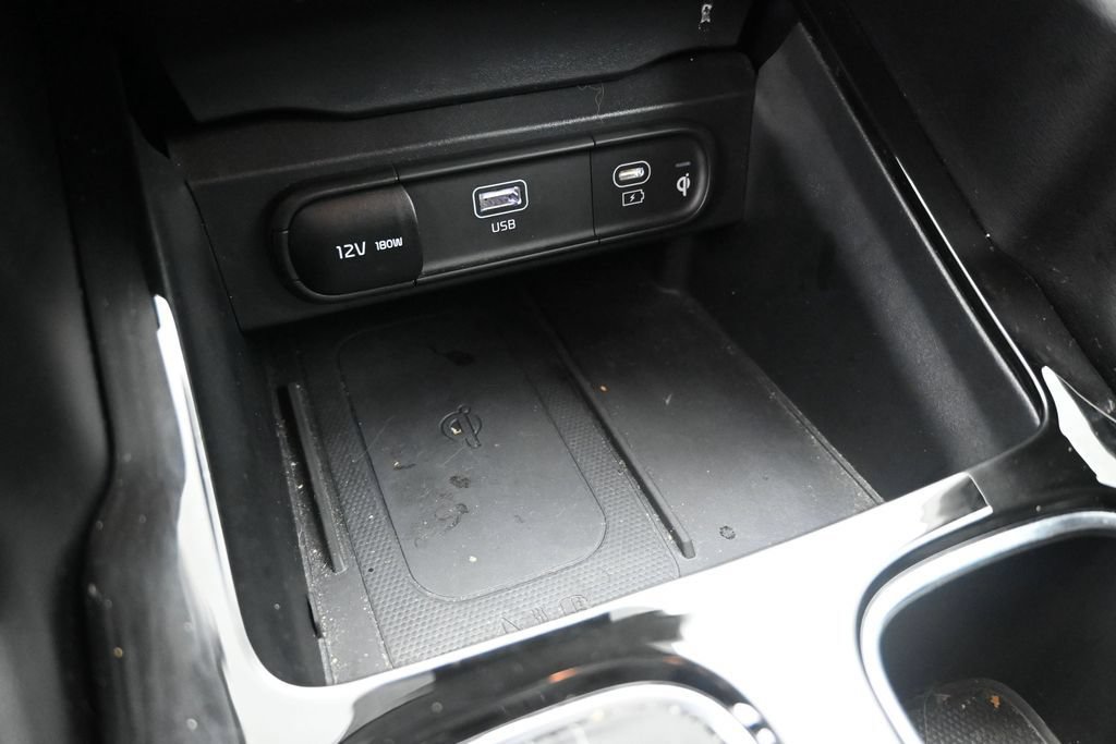 Used 2024 Kia Telluride S FWD image 18