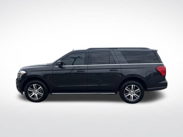 Certified 2023 Ford Expedition Max XLT RWD image 4