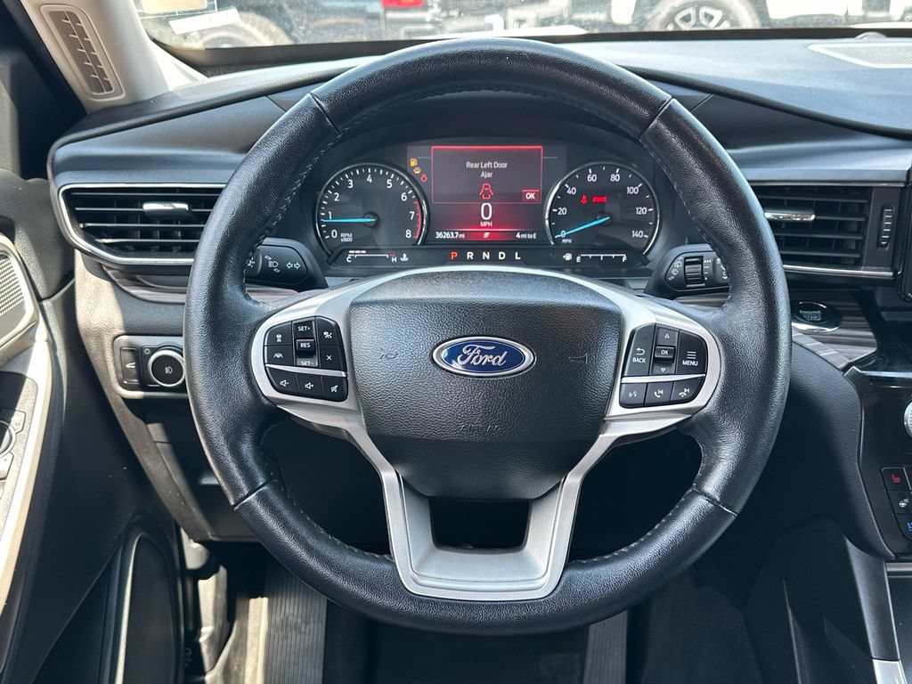Certified 2023 Ford Explorer Limited AWD/4WD image 26