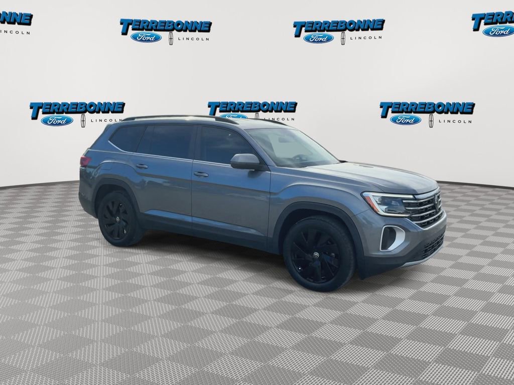 Used 2024 Volkswagen Atlas SE image 8