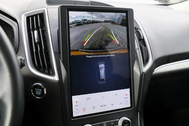 Certified 2024 Ford Edge Titanium image 34