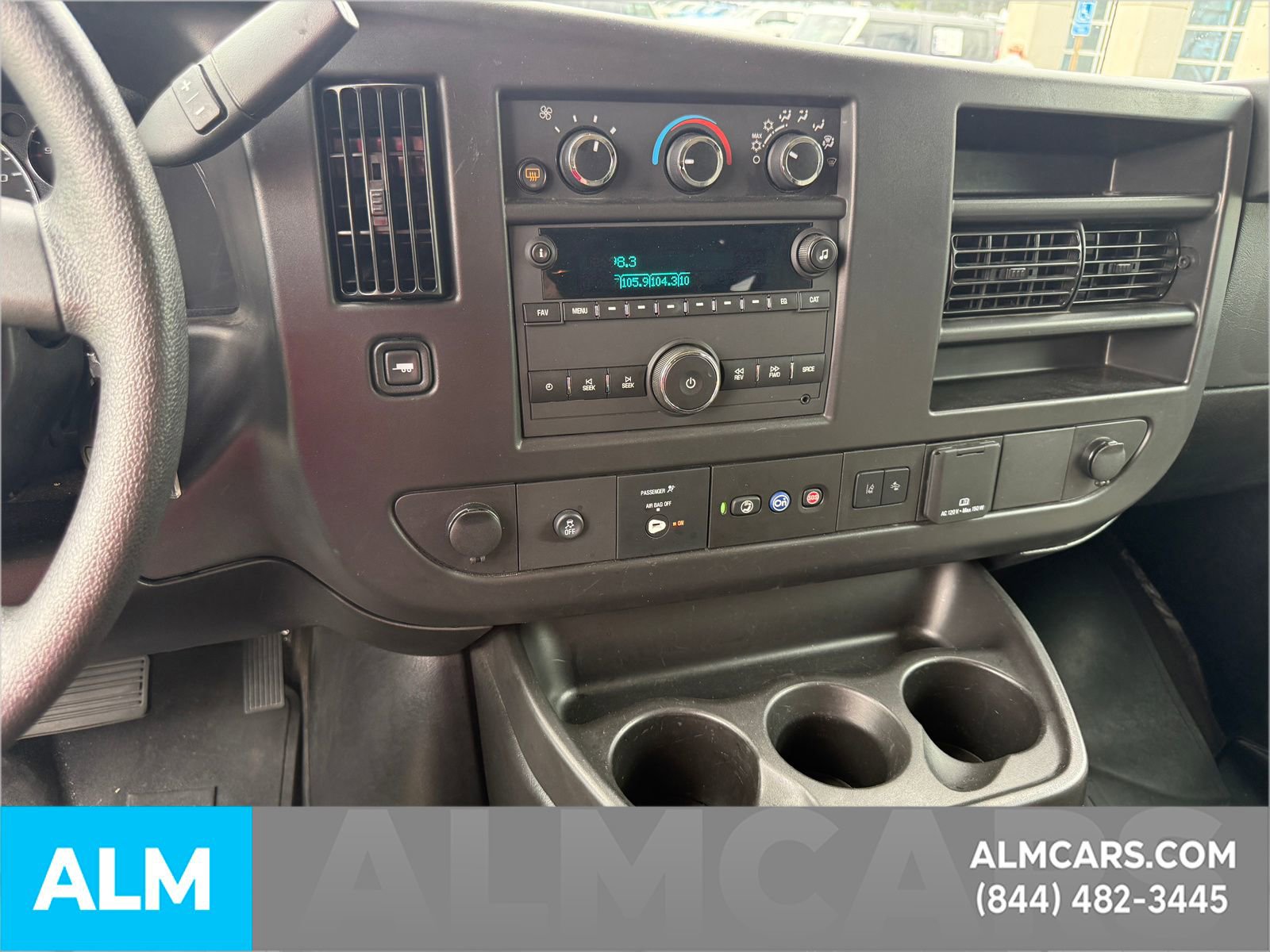 Used 2025 Chevrolet Express 3500 LT w/ LT Preferred Equipment Group RWD image 14