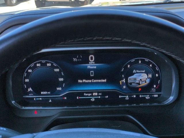 Used 2023 Chevrolet Suburban Premier image 25