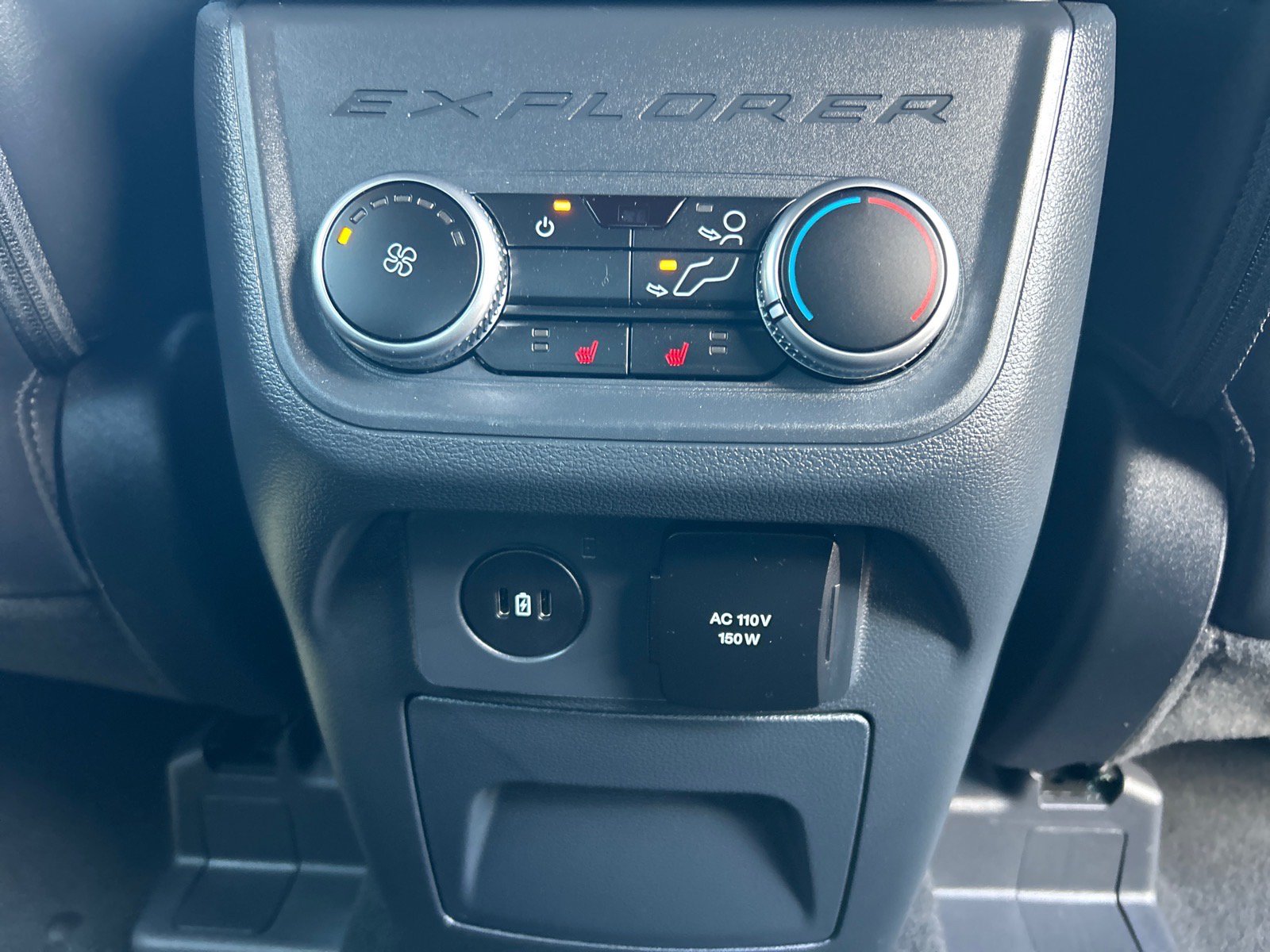 Certified 2025 Ford Explorer ST w/ Sun And Sound Package AWD/4WD image 25