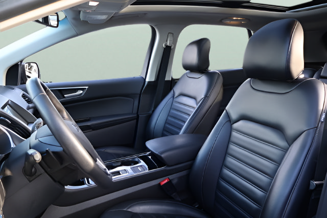 Certified 2019 Ford Edge SEL w/ Equipment Group 201A AWD/4WD image 14