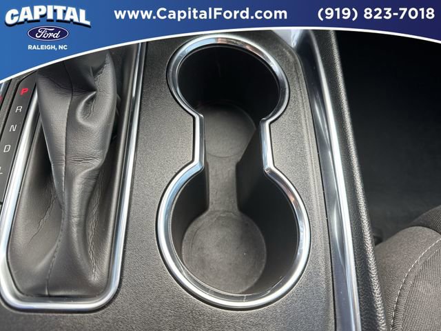 Used 2023 Chevrolet Traverse LT image 30