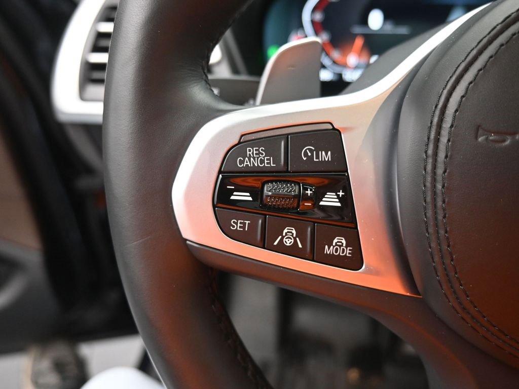 Used 2024 BMW X3 sDrive30i w/ Premium Package image 15