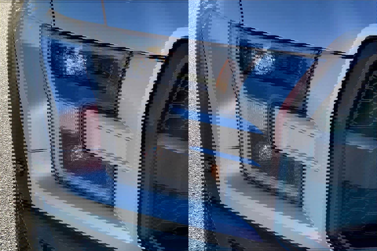 Certified 2018 Ford F150 Raptor w/ Equipment Group 802A Luxury image 27