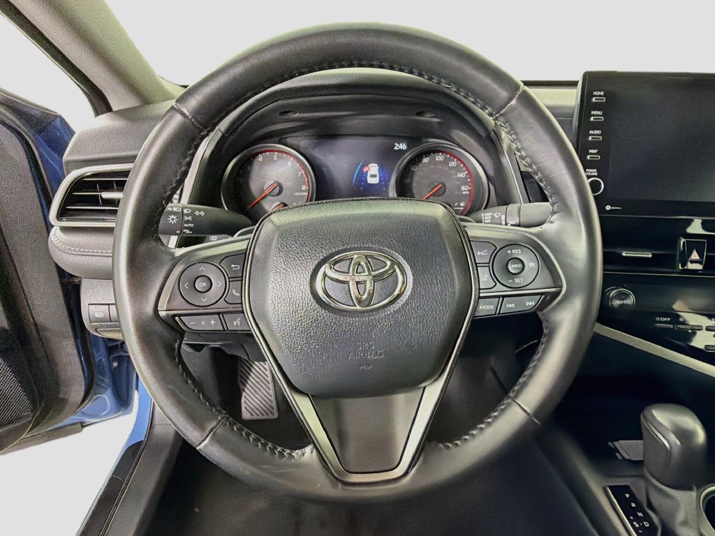 Used 2024 Toyota Camry XSE FWD image 15
