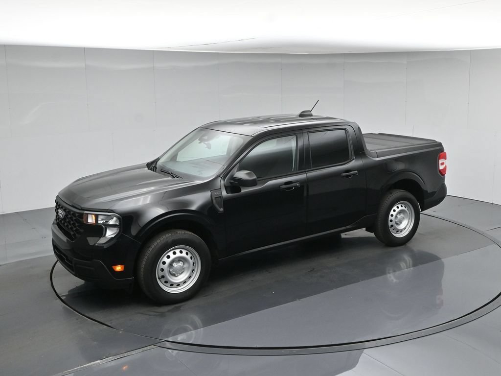 Certified 2025 Ford Maverick XL FWD image 37