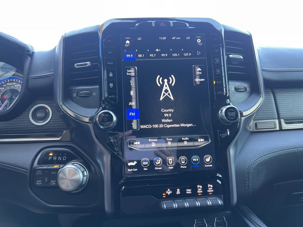 Used 2020 RAM 1500 Limited w/ Body Color Bumper Group image 31