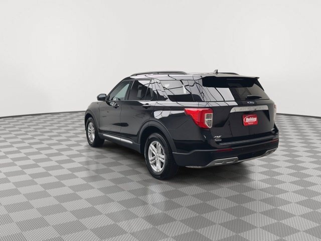 Certified 2024 Ford Explorer XLT w/ Equipment Group 202A AWD/4WD image 40
