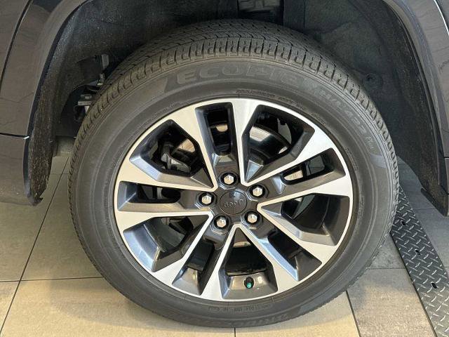 Used 2023 Jeep Grand Cherokee L Overland AWD/4WD image 36