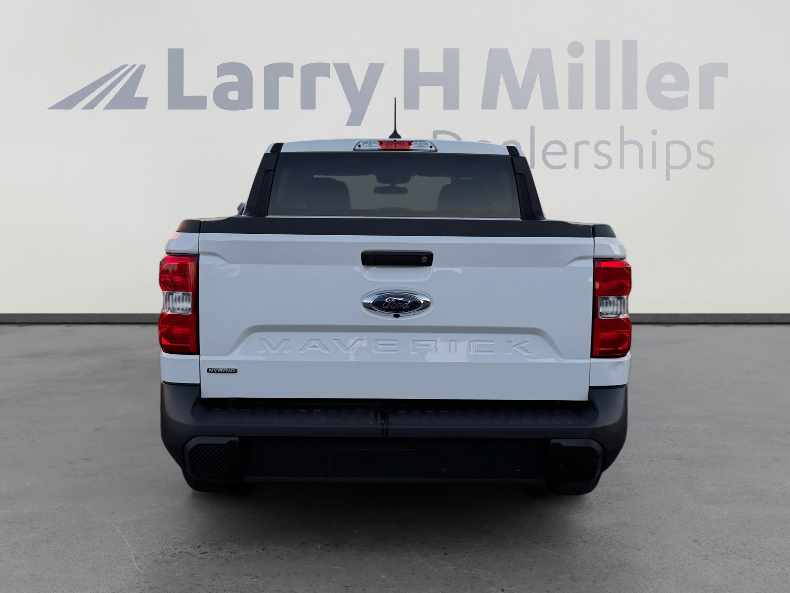 Certified 2024 Ford Maverick XL FWD image 4