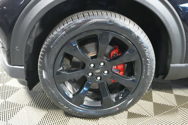 Certified 2020 Ford Explorer ST w/ ST Street Pack image 9