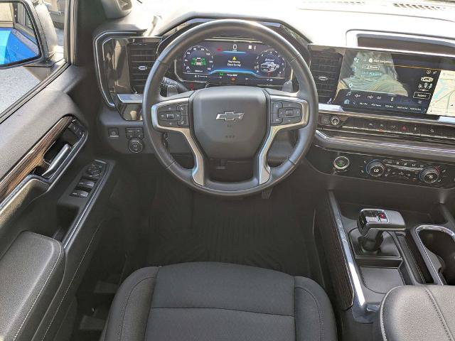 Used 2023 Chevrolet Silverado 1500 LT Trail Boss AWD/4WD image 17