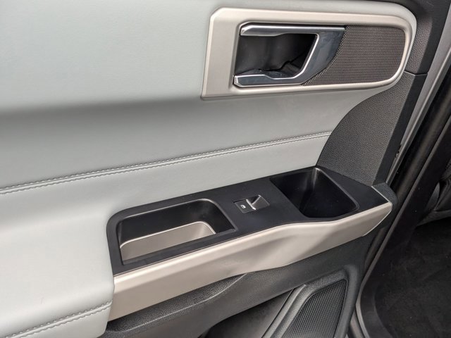 Certified 2022 Ford Explorer XLT w/ Equipment Group 202A image 29