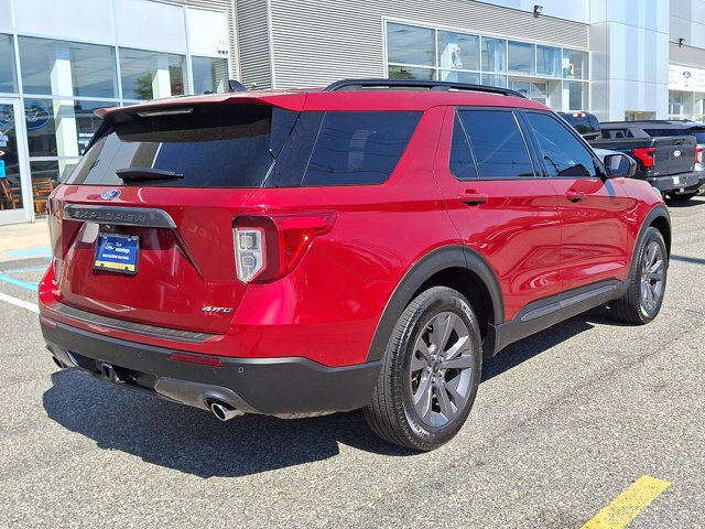 Certified 2023 Ford Explorer XLT w/ Equipment Group 202A AWD/4WD image 16
