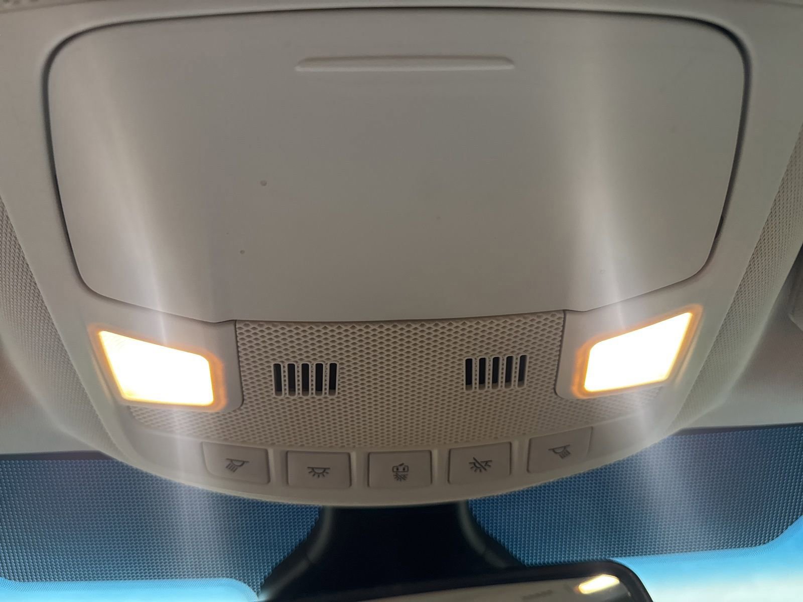 Certified 2019 Ford Edge Titanium w/ Cold Weather Package image 35