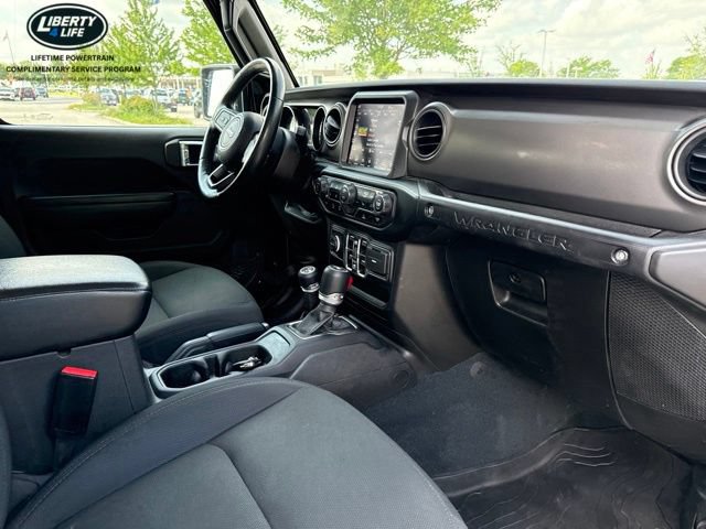 Used 2022 Jeep Wrangler Unlimited Sport AWD/4WD image 9